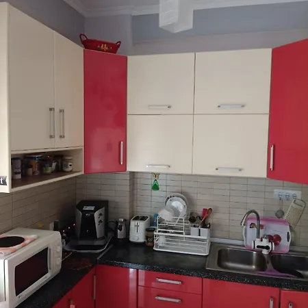 Zanzi Apartament *